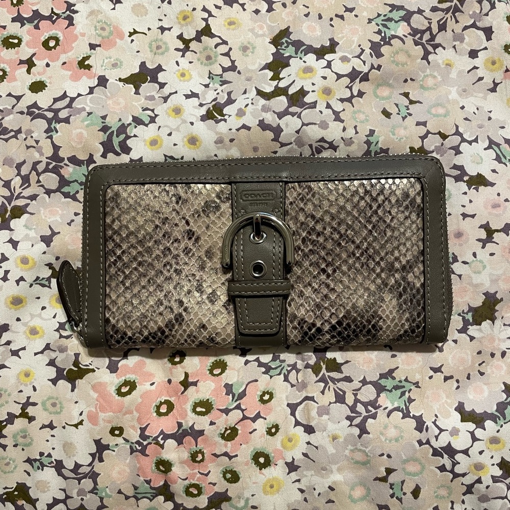 Coach Green and Brown Wallet Exotic Design